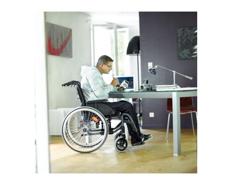 Achat fauteuil roulant Invacare Action 4 NG XLT dossier inclinable
